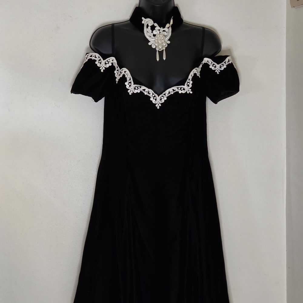 Gunne Sax Black Midi Dress with White Lace